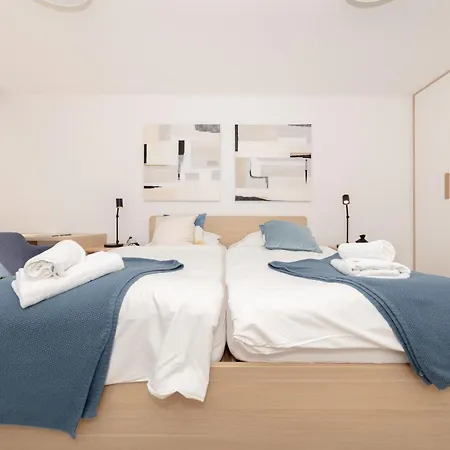 Seaview Apartment *